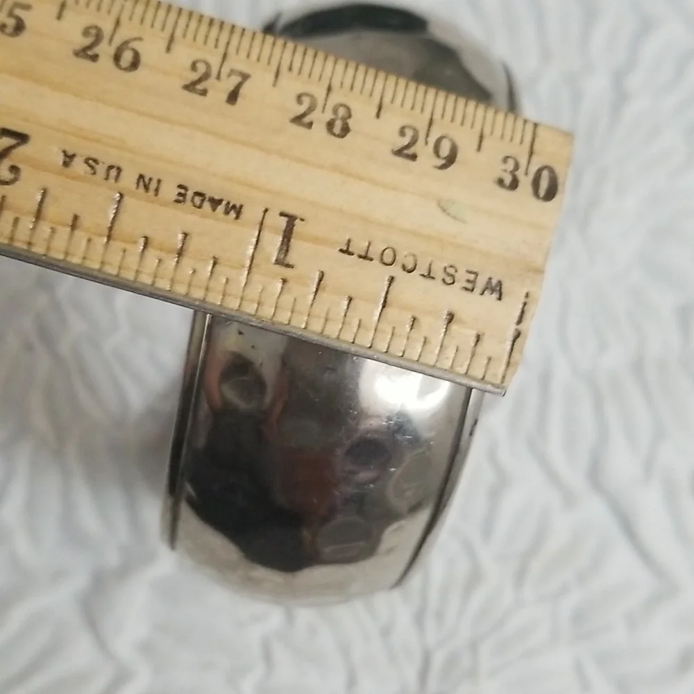 Silver Tone Hammered Fashion Fun Bracelet - Picture 6 of 6